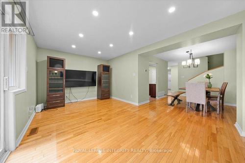 69 Royal Field Crescent, Ottawa, ON 