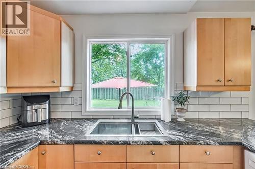 8 Beach Road, Lowbanks, ON 