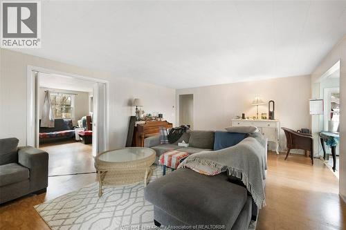 942 Erie Avenue, Kingsville, ON 