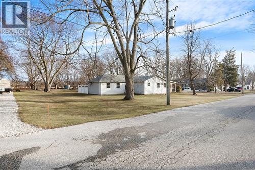 942 Erie Avenue, Kingsville, ON 