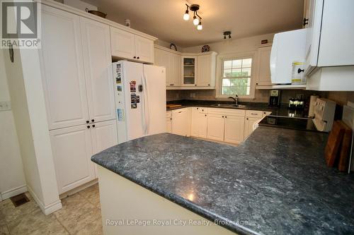 8 Brock Street, Northern Bruce Peninsula, ON 