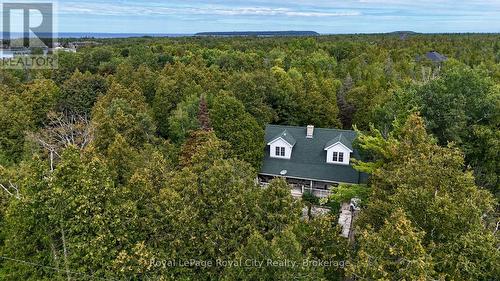 8 Brock Street, Northern Bruce Peninsula, ON 