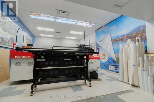 8-9 - 60 Meg Drive, London South (South X), ON 