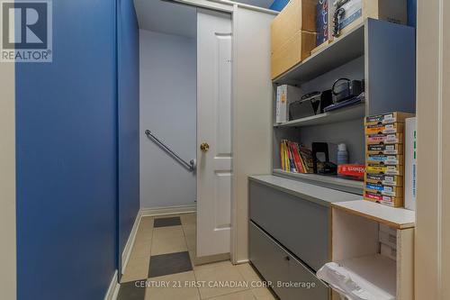 8-9 - 60 Meg Drive, London South (South X), ON 