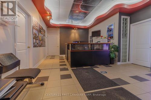 8-9 - 60 Meg Drive, London South (South X), ON 