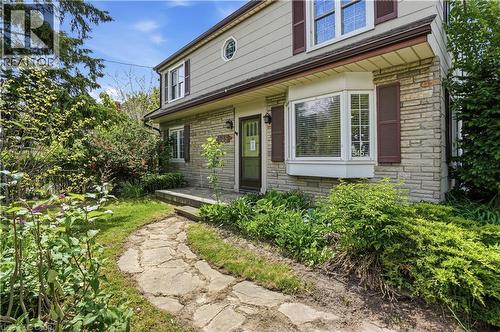 545 Mohawk Road W, Hamilton, ON 