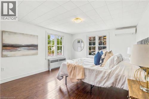 545 Mohawk Road W, Hamilton, ON 