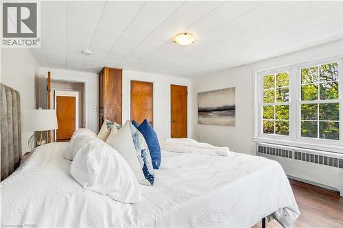 545 Mohawk Road W, Hamilton, ON 