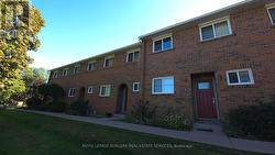 4 - 125 LIVINGSTON AVENUE Grimsby, ON L3M 4S5