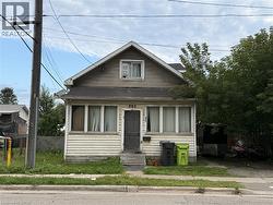 802 BONNEY Street Sault Ste. Marie, ON P6C 1A3
