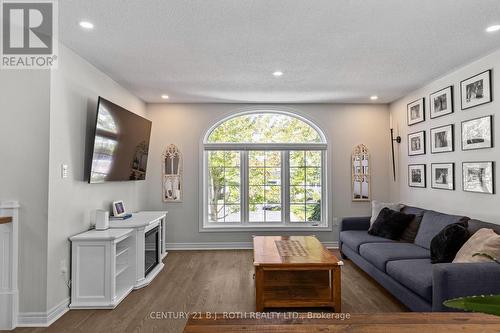 25 Cranberry Lane, Barrie, ON 