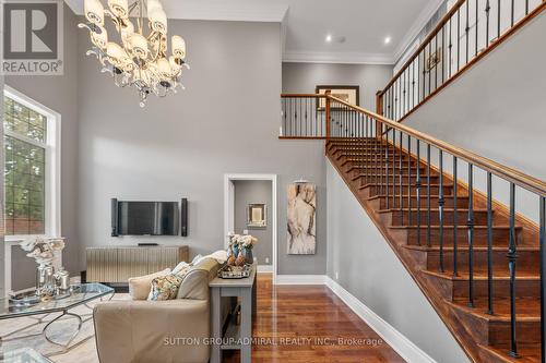9 Cheshire Drive, Toronto, ON 