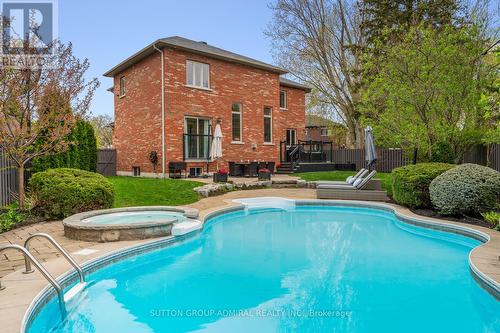 9 Cheshire Drive, Toronto, ON 