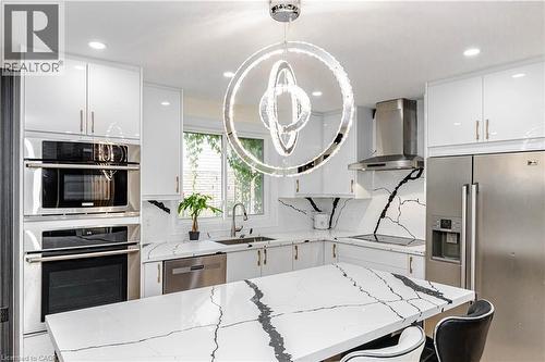 2358 Arnold Crescent, Burlington, ON 