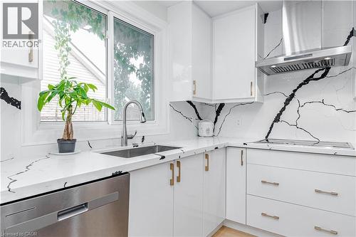 2358 Arnold Crescent, Burlington, ON 