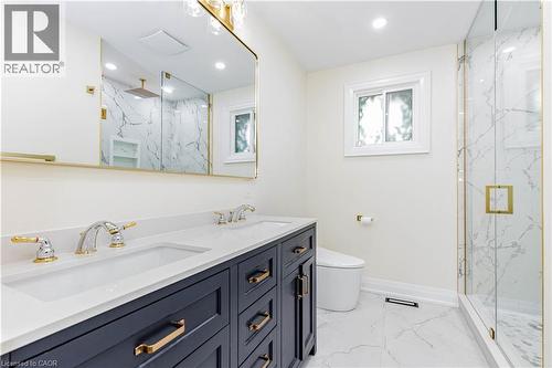 2358 Arnold Crescent, Burlington, ON 