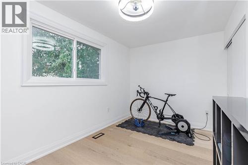 2358 Arnold Crescent, Burlington, ON 