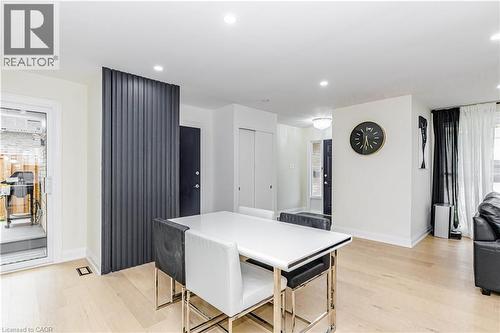 2358 Arnold Crescent, Burlington, ON 