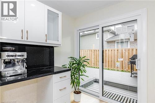 2358 Arnold Crescent, Burlington, ON 