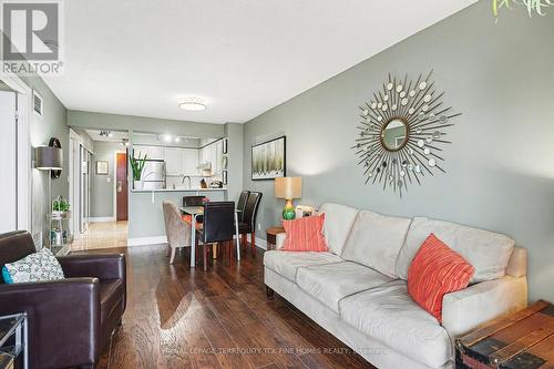 1009 - 398 Eglinton Avenue E, Toronto, ON 