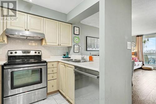 1009 - 398 Eglinton Avenue E, Toronto, ON 