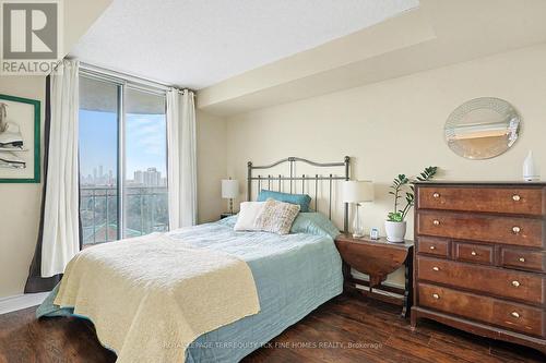 1009 - 398 Eglinton Avenue E, Toronto, ON 