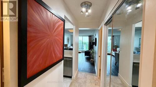 1009 - 398 Eglinton Avenue E, Toronto, ON 