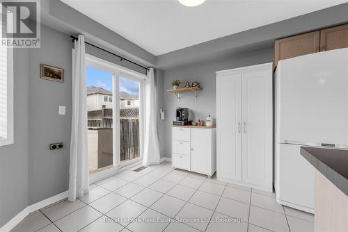 1155 Davis Lane, Milton (De Dempsey), ON 