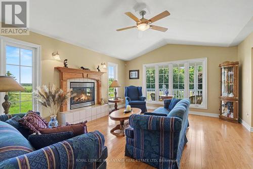 Formal Living room - 2232 Drummond Concession 2 Road, Drummond/North Elmsley, ON 