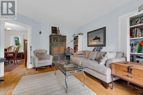 11 Colborne Street, Oro-Medonte, ON 