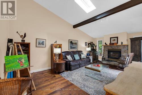11 Colborne Street, Oro-Medonte, ON 