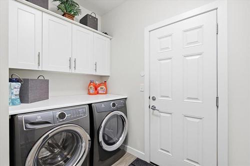 43 Wildflower Way, Winnipeg, MB 