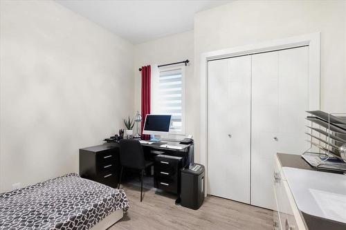 43 Wildflower Way, Winnipeg, MB 