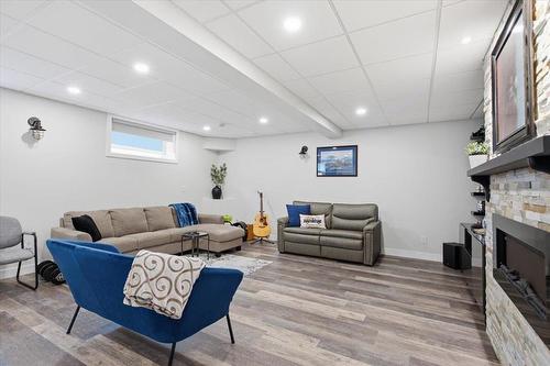 43 Wildflower Way, Winnipeg, MB 