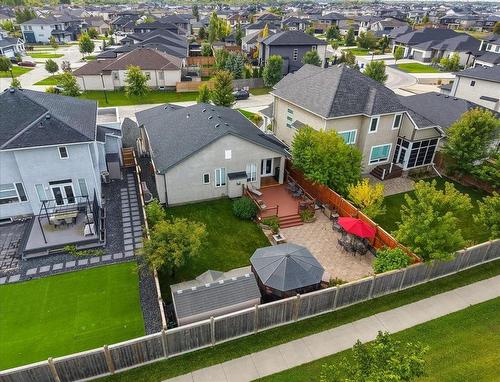 43 Wildflower Way, Winnipeg, MB 