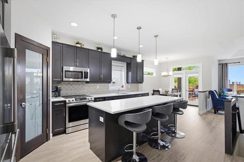 43 Wildflower Way, Winnipeg, MB 