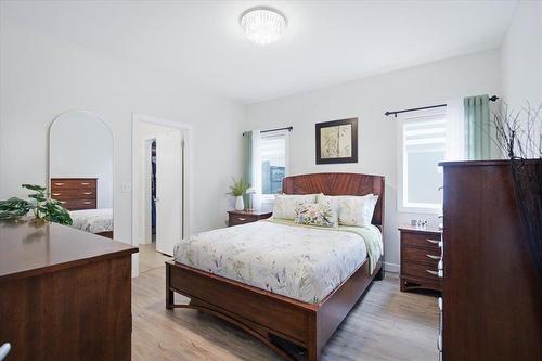 43 Wildflower Way, Winnipeg, MB 
