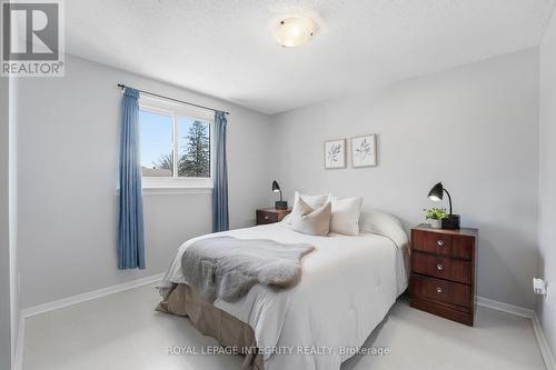 776 Vinette Crescent, Ottawa, ON 