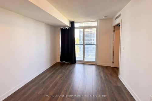 709-9 Valhalla Inn Road, Toronto, ON 