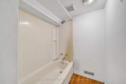 832 Zator Avenue, Pickering, ON 