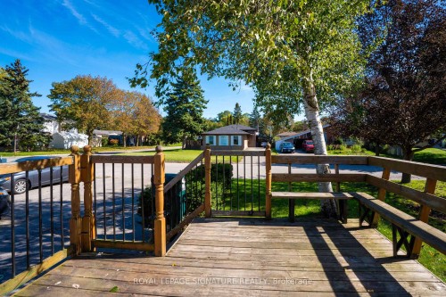 832 Zator Avenue, Pickering, ON 