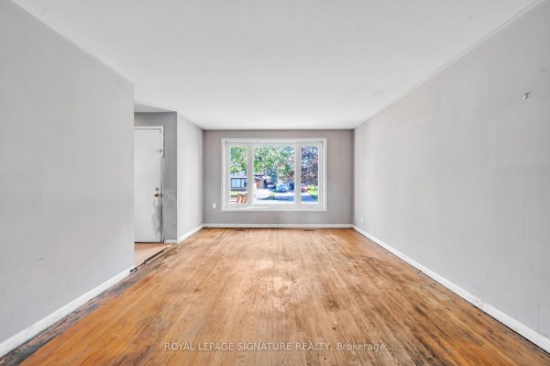 832 Zator Avenue, Pickering, ON 