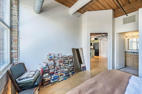 316-955 Queen Street W, Toronto, ON 
