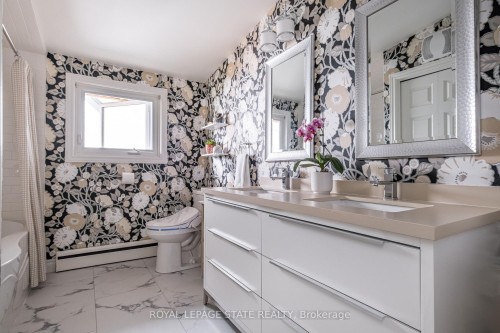 54 Inverness Avenue W, Hamilton, ON 