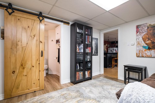 54 Inverness Avenue W, Hamilton, ON 