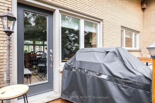 54 Inverness Avenue W, Hamilton, ON 