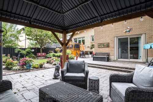 54 Inverness Avenue W, Hamilton, ON 