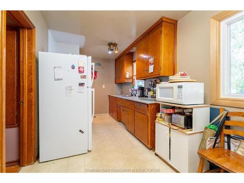 42 Canterbury Street, Chatham, ON 