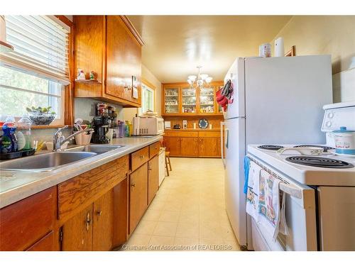42 Canterbury Street, Chatham, ON 