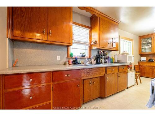 42 Canterbury Street, Chatham, ON 